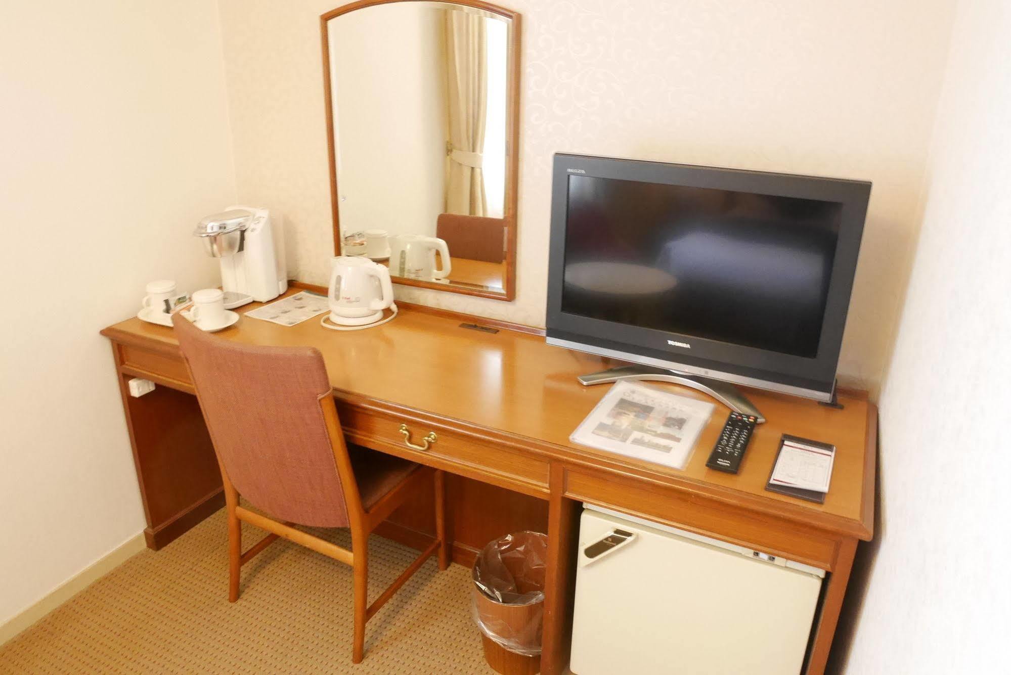 Hotel Yokohama Garden מראה חיצוני תמונה